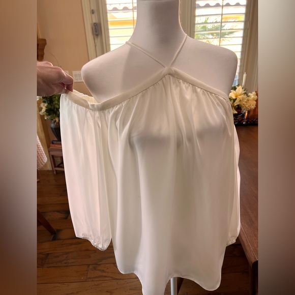 STATE White Bare Shoulder Blouse Size M. NWT - Picture 4 of 8